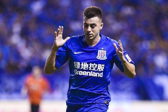  弗赖堡定位球战术，两球击溃沃尔夫斯堡